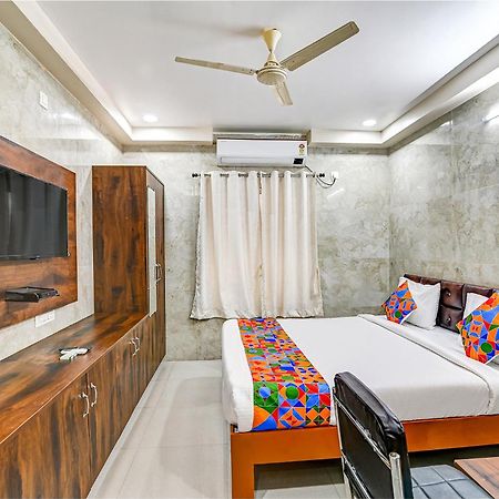 Fabhotel Srinivasa Guest House Tirupati Exteriör bild