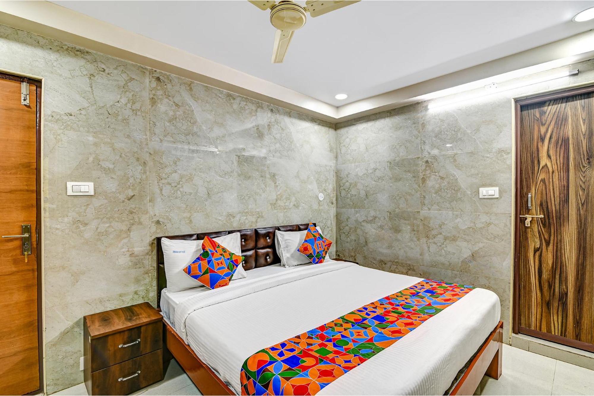 Fabhotel Srinivasa Guest House Tirupati Exteriör bild
