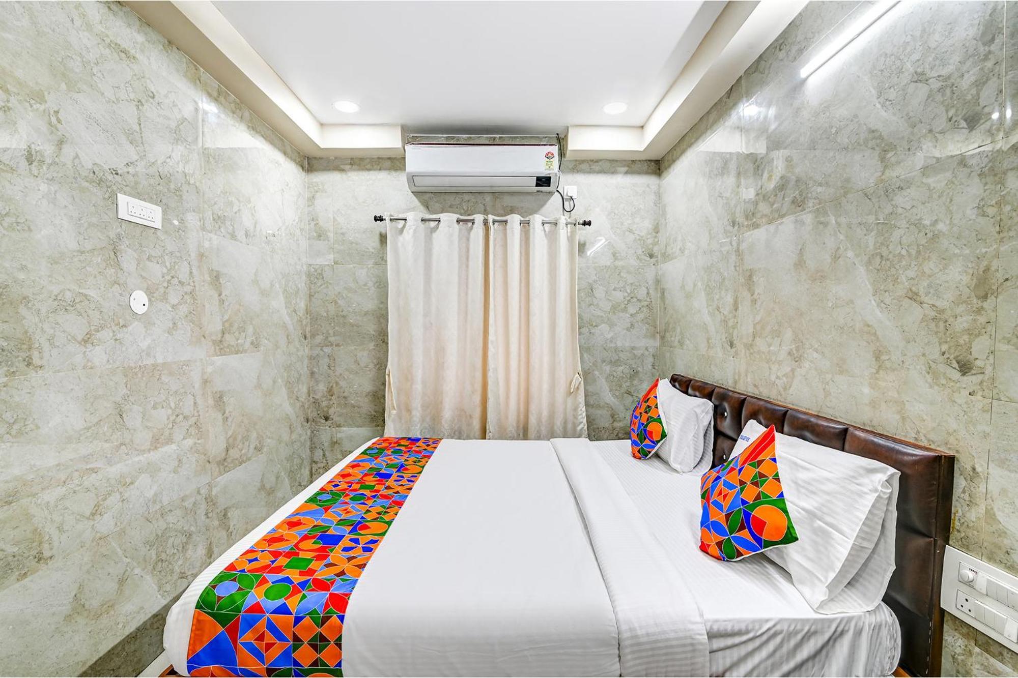 Fabhotel Srinivasa Guest House Tirupati Exteriör bild