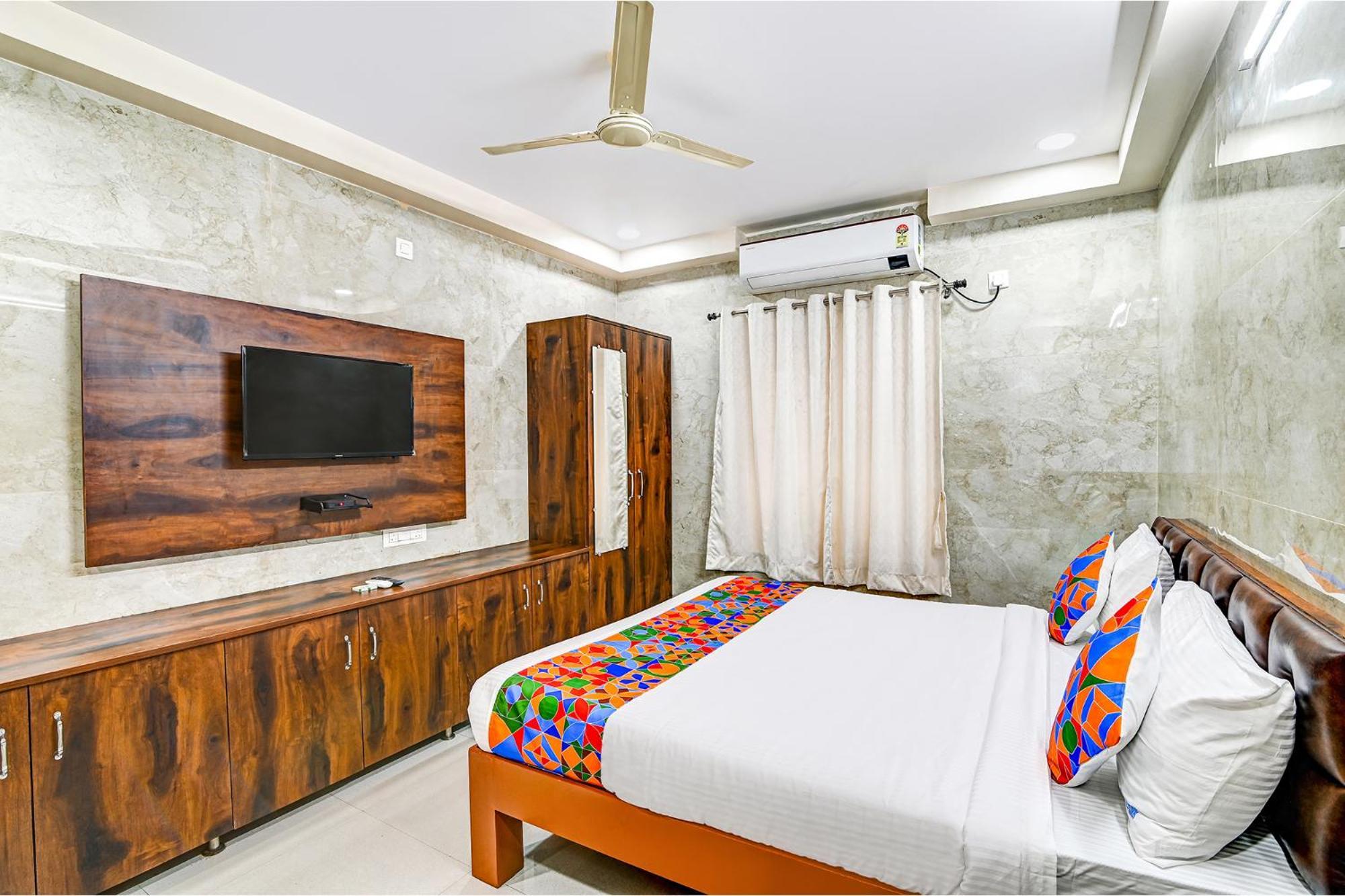 Fabhotel Srinivasa Guest House Tirupati Exteriör bild