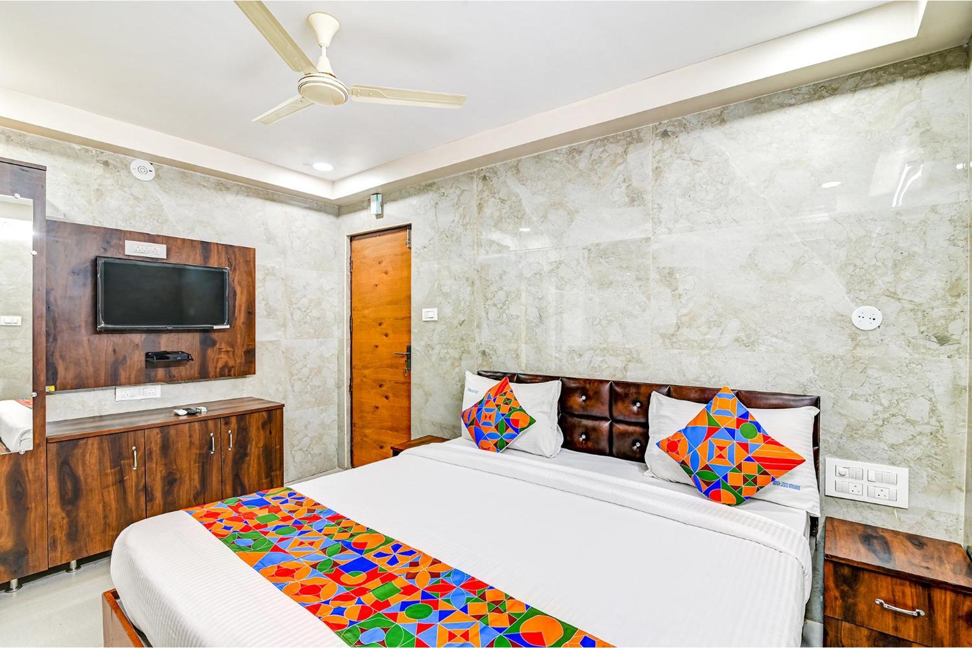 Fabhotel Srinivasa Guest House Tirupati Exteriör bild