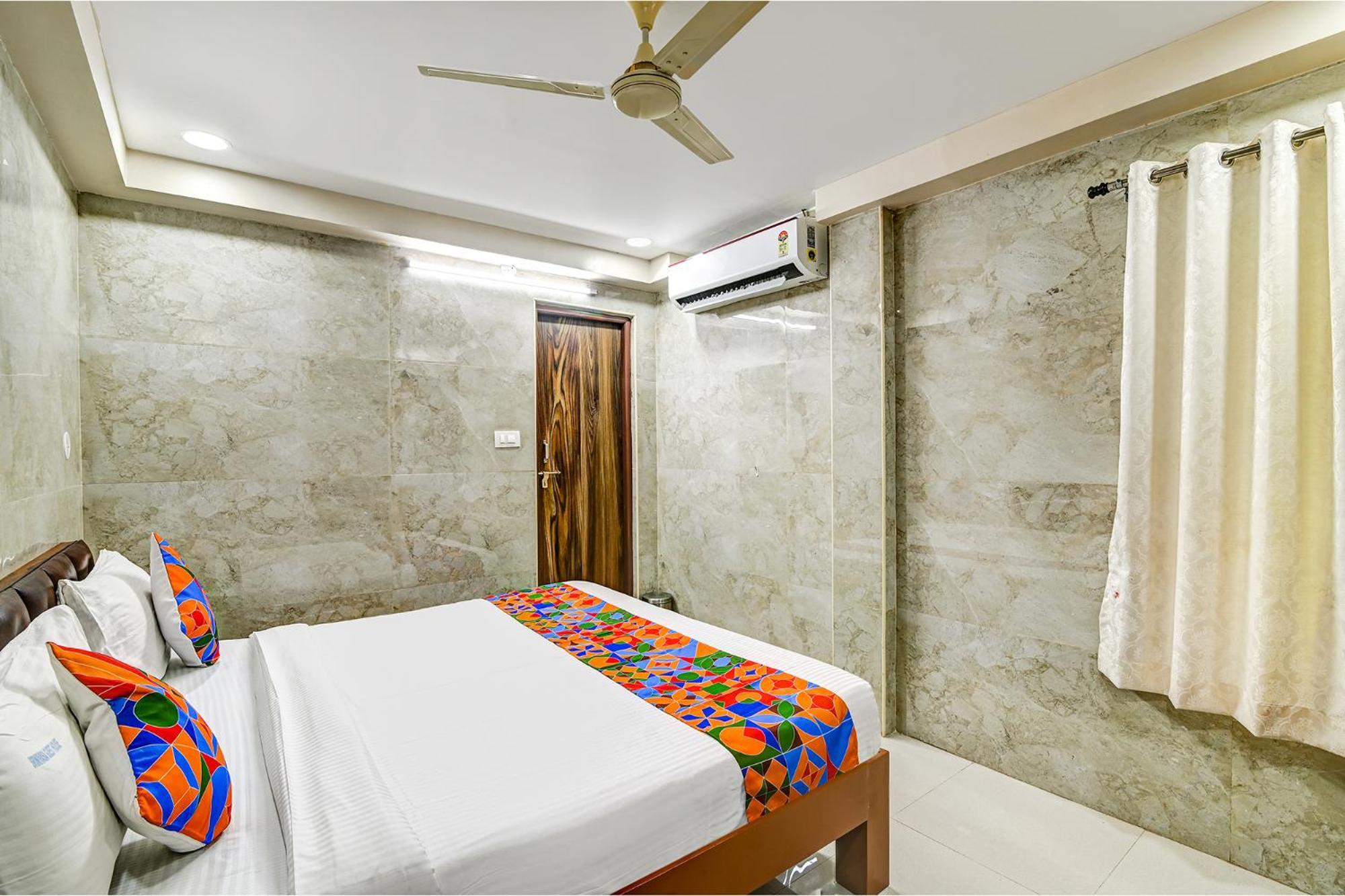 Fabhotel Srinivasa Guest House Tirupati Exteriör bild